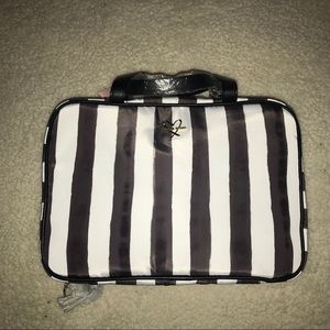 Victoria’s Secret Makeup/Travel Bag